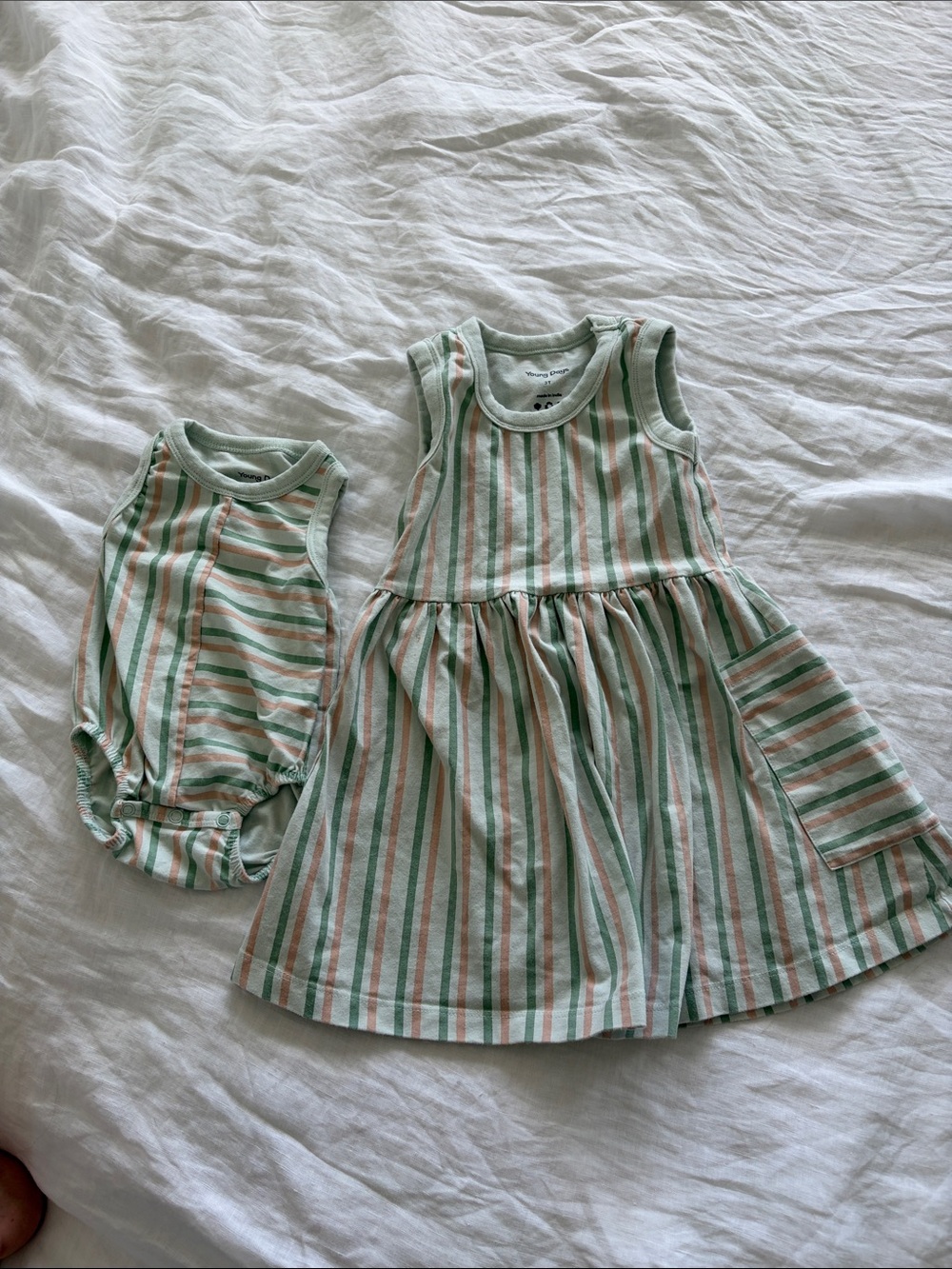 Young days organic cotton set.